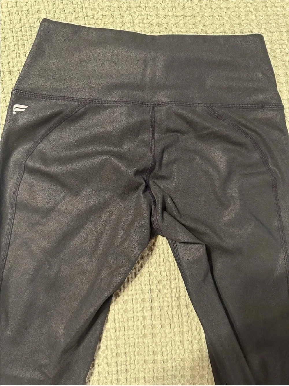 Women’s Fabletics Ankle Leggings Stretch Solid Black with sheen XS 24” length